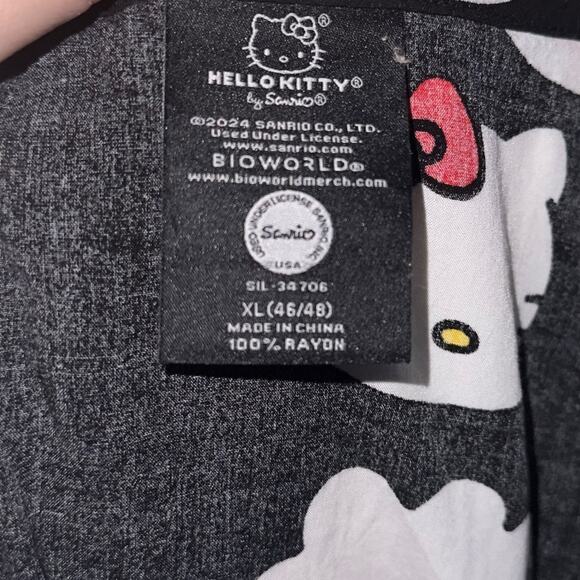 Hello Kitty Flowy Blouse - Picture 5 of 5